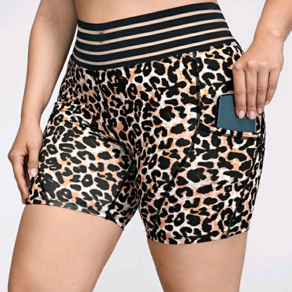 LEOPARD PRINT BIKER SHORTS 0X